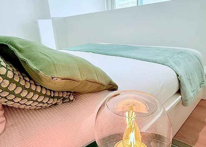 Apartment White Garden